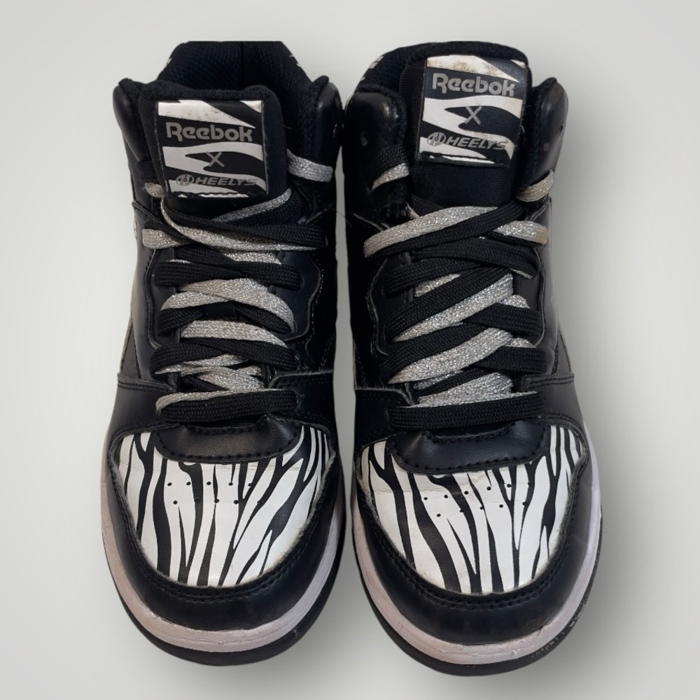 Girls Reebok Heelys size 2 - Picture 2 of 7